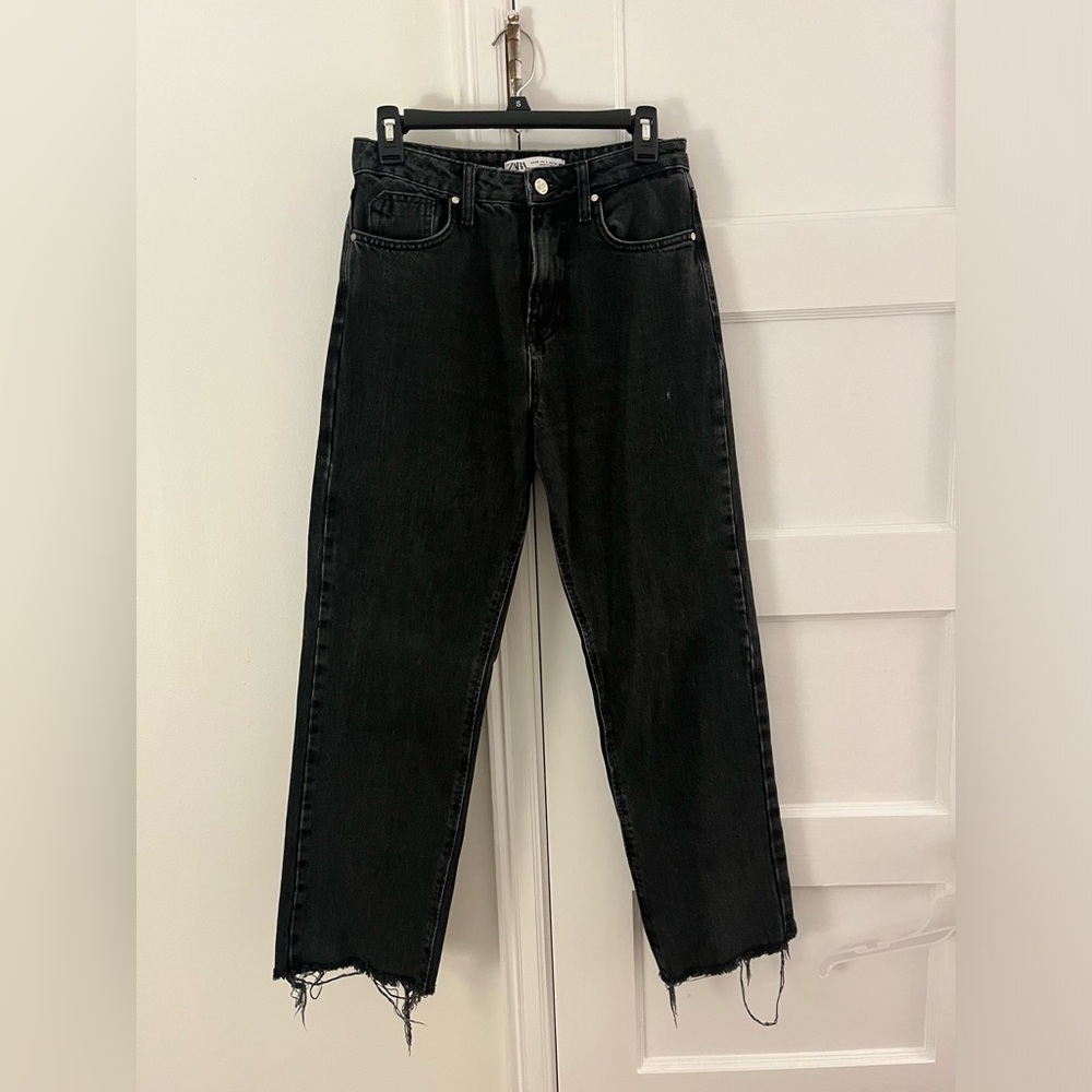Black Zara jeans